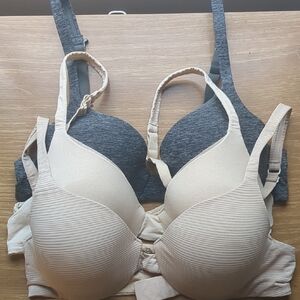Hanes Set Of 3 Cream and Gray Underwire Bras with Adjustable Straps 34C